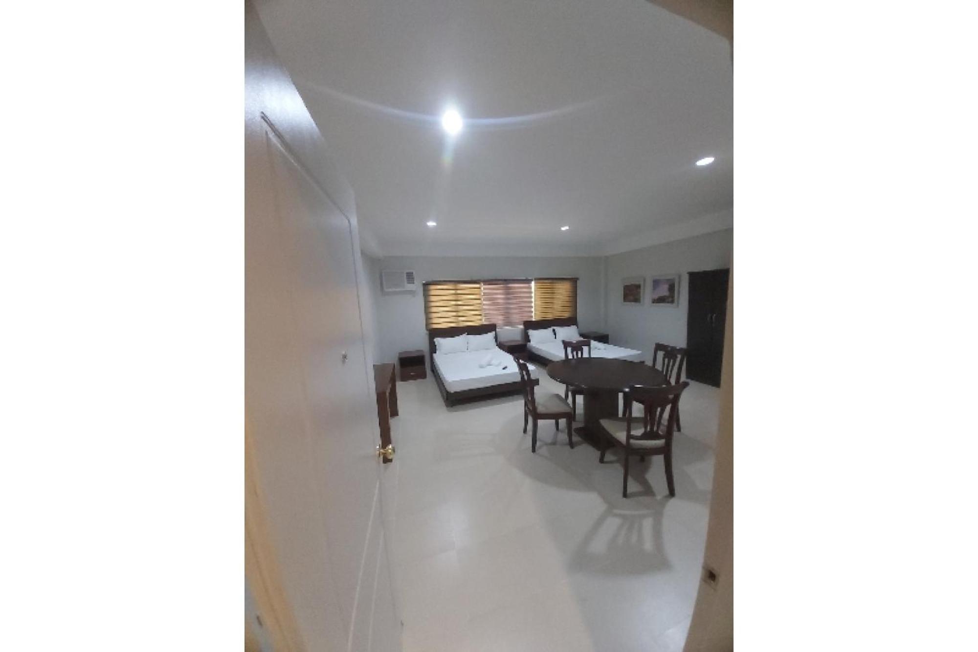 Nest Suites Quezon City Esterno foto