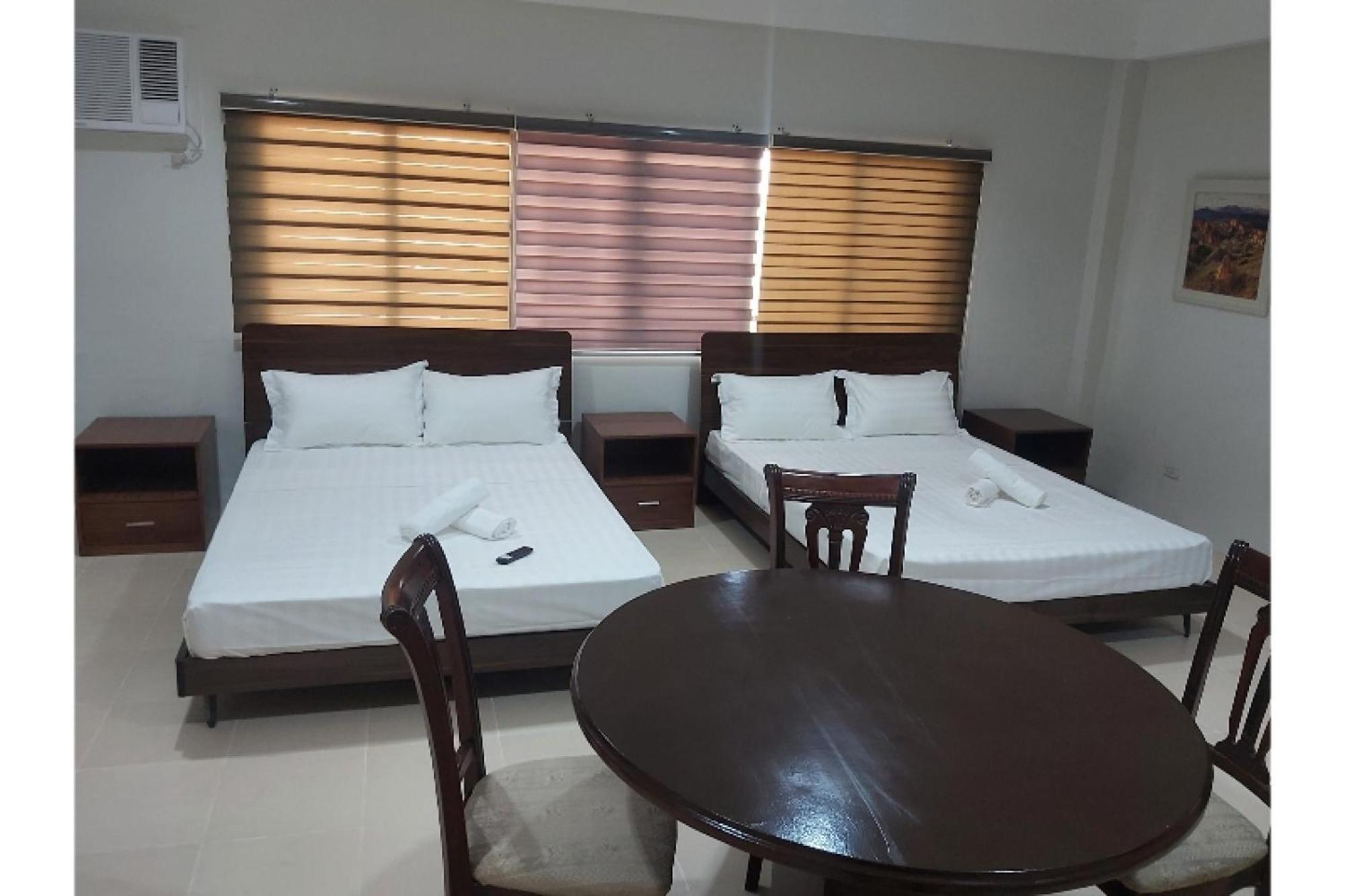 Nest Suites Quezon City Esterno foto