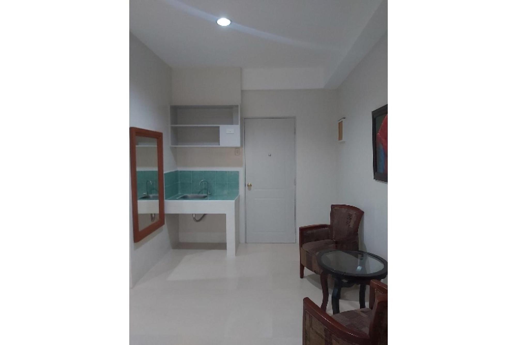 Nest Suites Quezon City Esterno foto